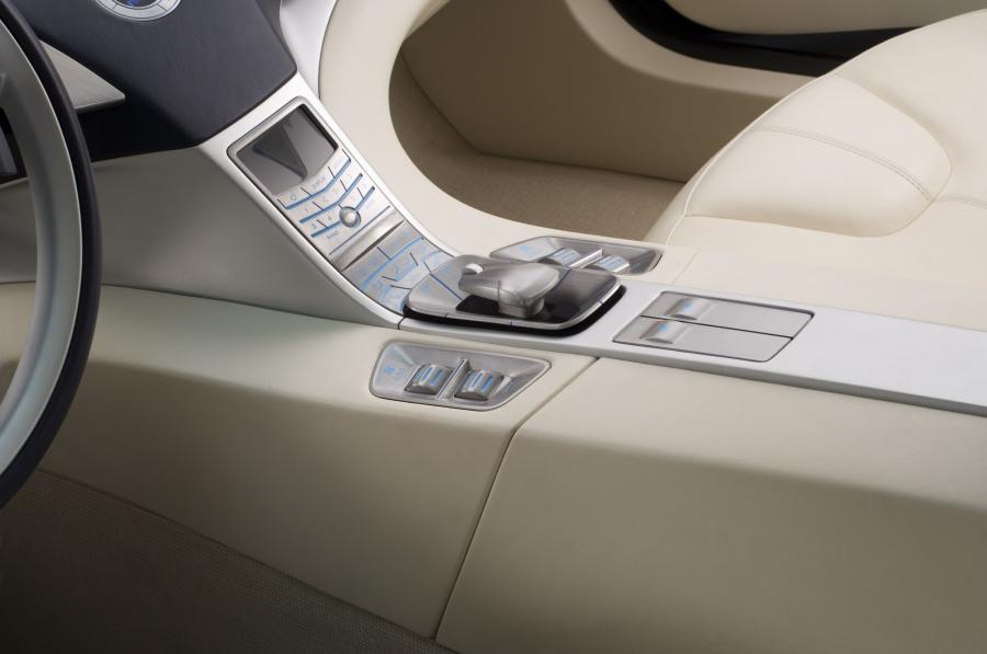 Детали интерьера Chrysler Nassau Concept 2007 года  (фото 29 из 45)